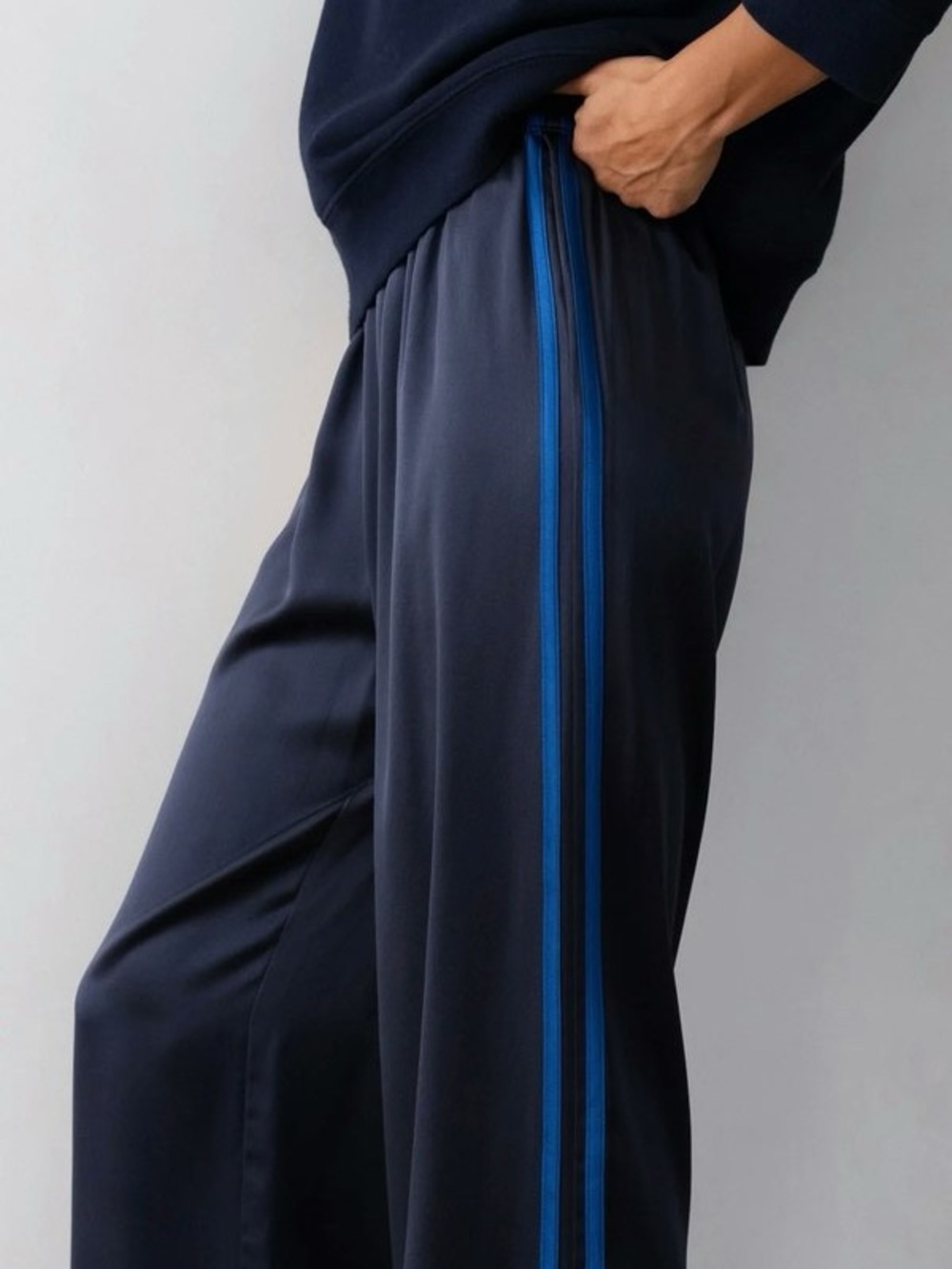 DONNI. THE SILK STRIPE SIMPLE PANT Navy Sz S - Picture 5 of 6